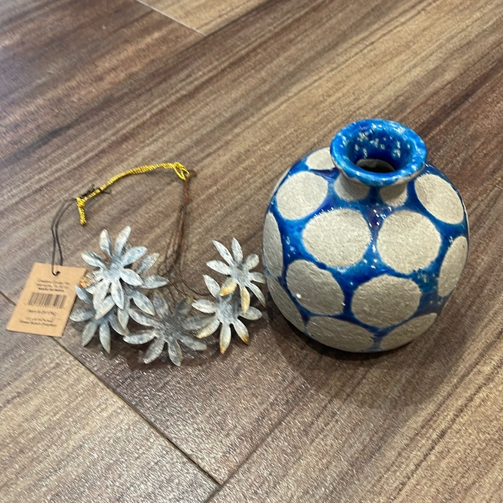 NWT Creative Co-Op Vase